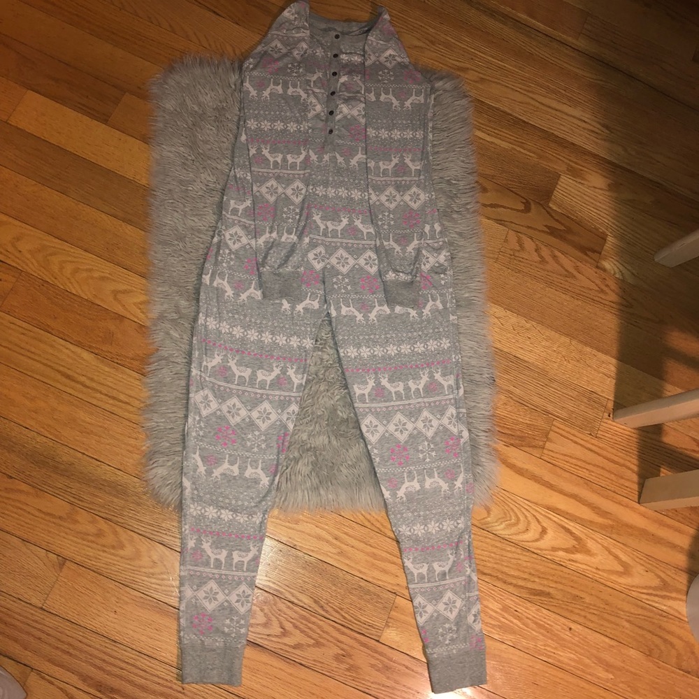 Xhilaration - XS - long sleeve pajama onesie 💋
